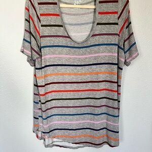 Maurices Multi Stripe Gray short Sleeve T-Shirt Relaxed Fit